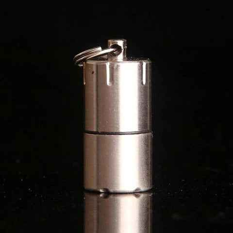 Kerosene keychain lighter